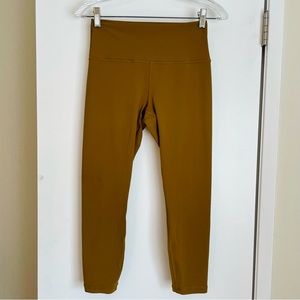 Athleta Transcend 7/8 Tight M